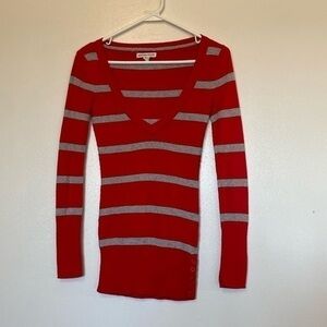 Aéropostale red gray striped V neck ribbed long sleeve cotton blend sweater xs